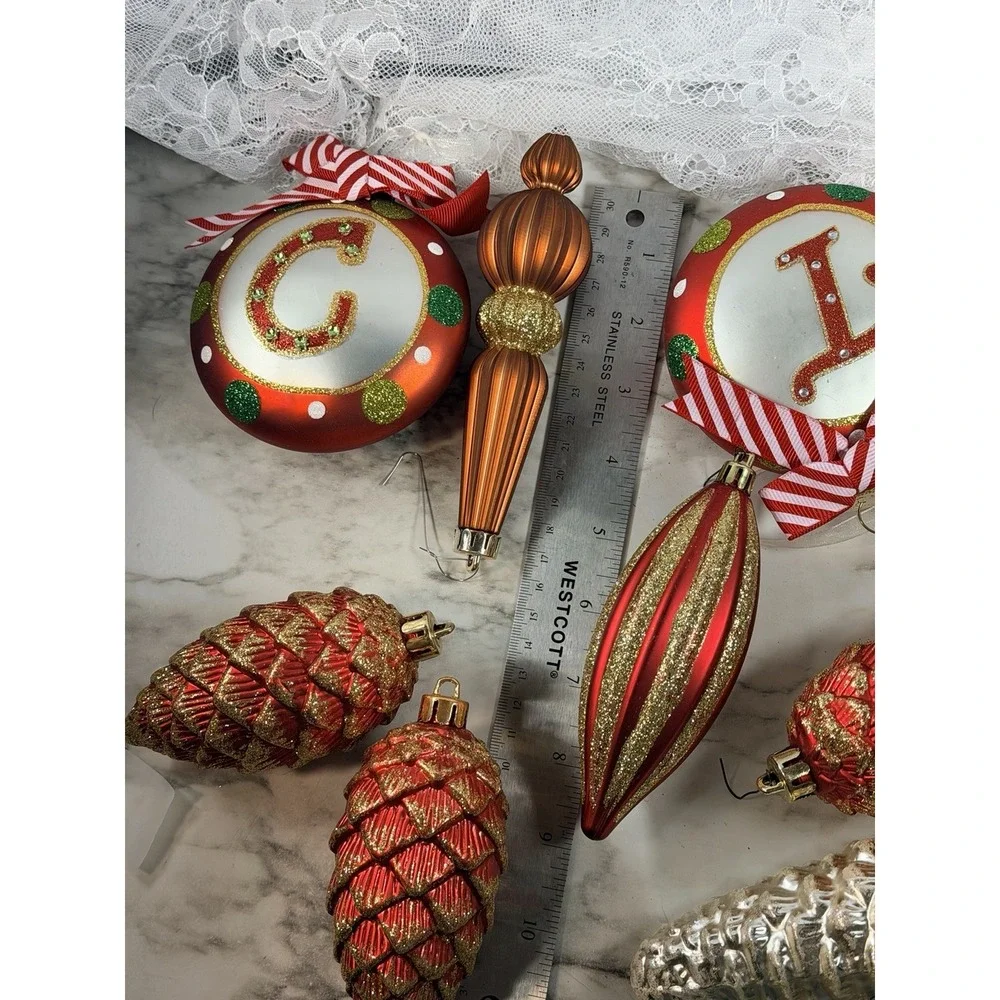 VTG Christmas Ornaments‎ set of 9 Plastic (P 2896)